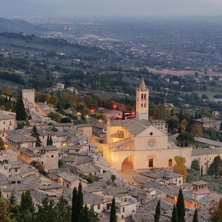 Albergo La Rocca أسيسي المظهر الخارجي الصورة